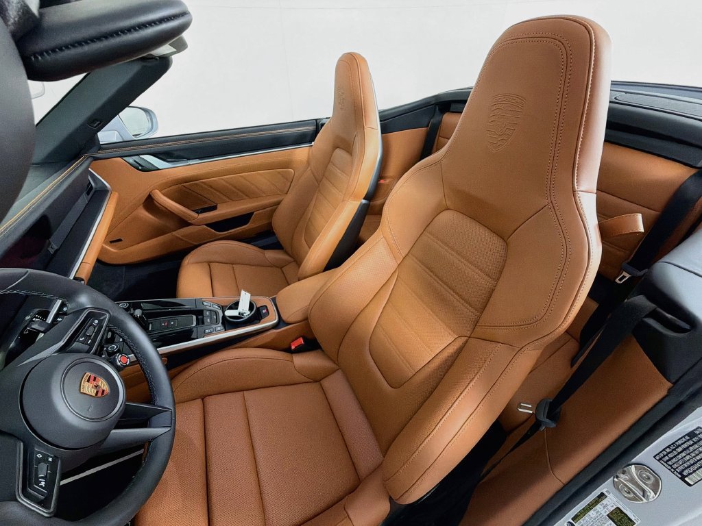 New 2026 Porsche 911 Carrera 4S AWD/4WD image 5