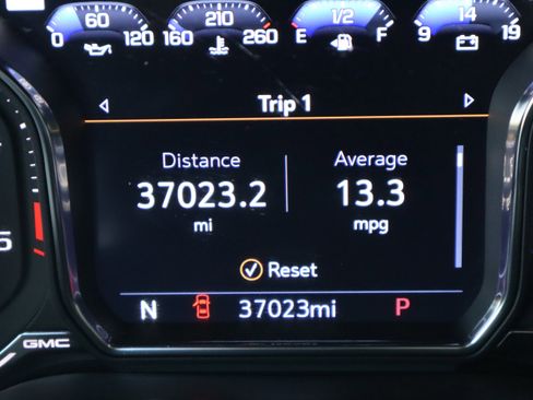 Used 2022 GMC Sierra 3500 Denali AWD/4WD image 34