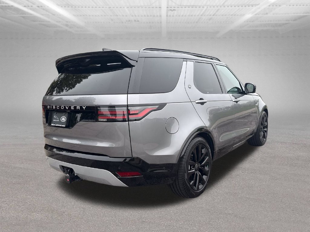 Used 2026 Land Rover Discovery Limited Edition AWD/4WD image 7