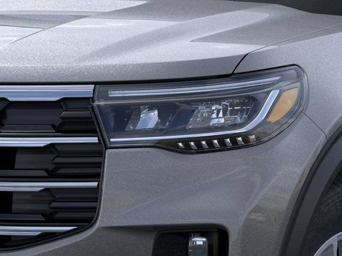 New 2026 Ford Explorer Active w/ Active Comfort Package RWD image 19