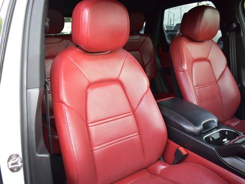 Used 2019 Porsche Cayenne AWD/4WD image 31