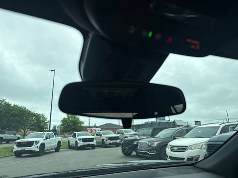 Used 2025 GMC Terrain Elevation FWD image 22