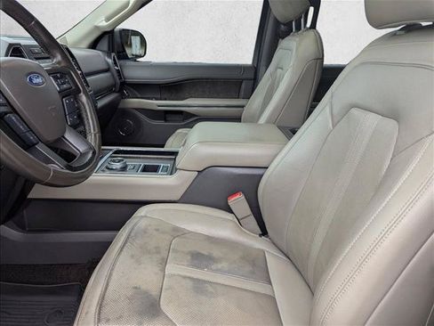 Used 2019 Ford Expedition Limited w/ Equipment Group 301A RWD image 24