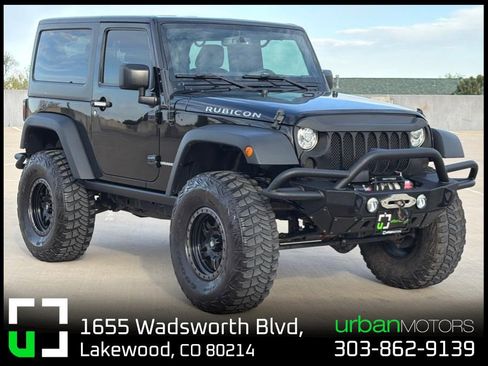 Used 2017 Jeep Wrangler Rubicon w/ Power Convenience Group AWD/4WD image 1