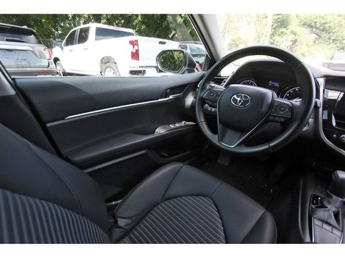 Used 2023 Toyota Camry SE w/ Convenience Package FWD image 7