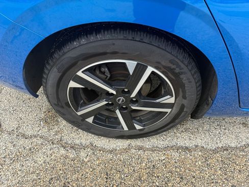 Used 2025 Nissan Sentra SV image 28