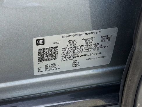 Used 2023 Buick Enclave Essence w/ Experience Buick Package FWD image 44