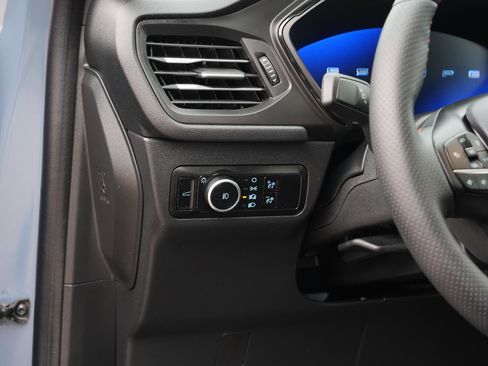 Used 2024 Ford Escape ST-Line Elite w/ Premium Technology Package image 19