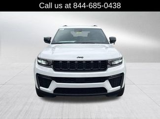 New 2026 Jeep Grand Cherokee Limited w/ Limited Altitude Package AWD/4WD video 2