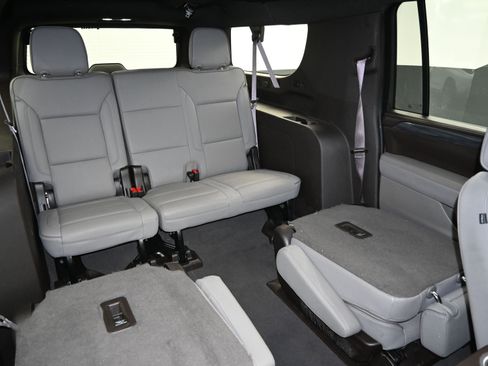 Certified 2023 GMC Yukon XL SLT w/ SLT Premium Package image 22