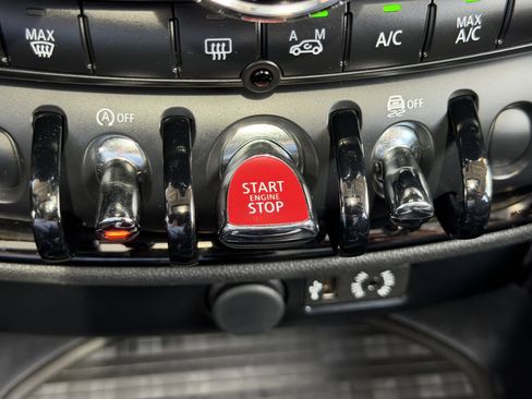 Used 2017 MINI Cooper Clubman S image 22