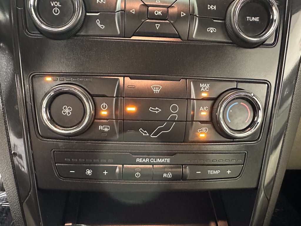 Used 2019 Ford Explorer FWD image 28