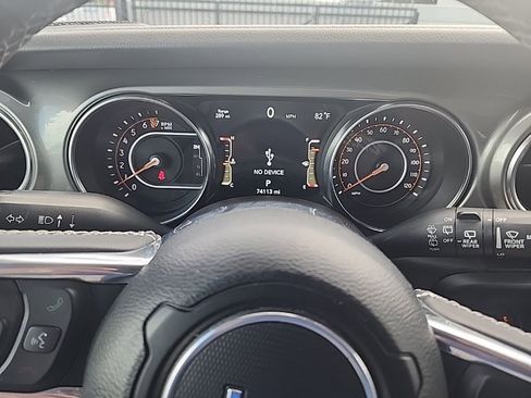 Used 2023 Jeep Wrangler Sahara image 12