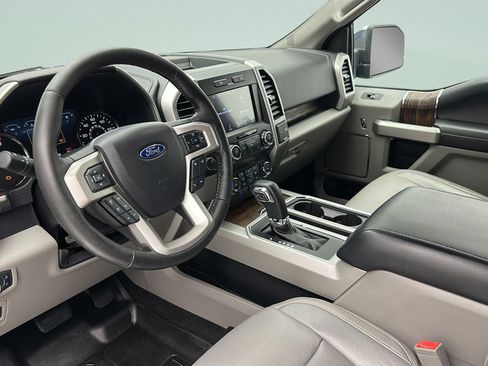 Used 2019 Ford F150 Lariat AWD/4WD image 14