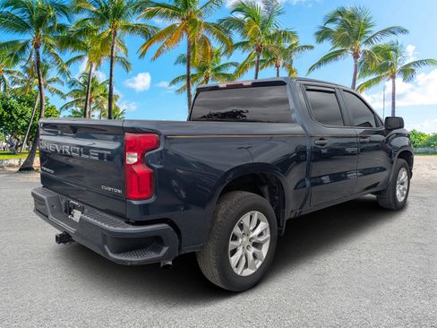 Used 2022 Chevrolet Silverado 1500 Custom image 3