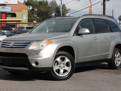 Used 2008 Suzuki XL7 Luxury image 3