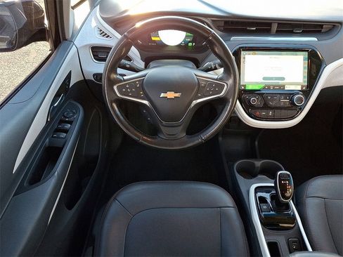 Certified 2020 Chevrolet Bolt Premier w/ Infotainment Package image 13