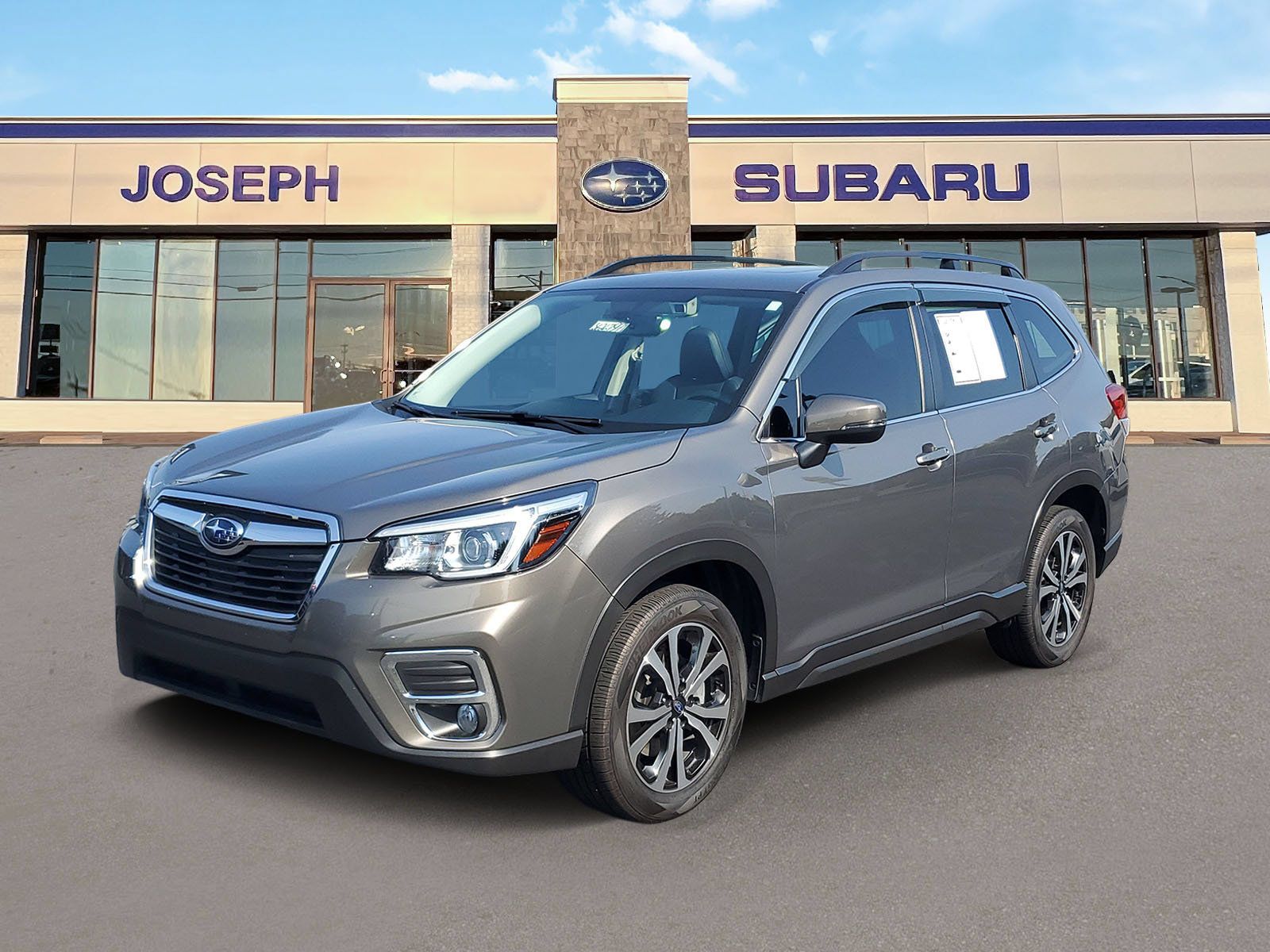 Used 2020 Subaru Forester Limited w/ Popular Package #3 AWD/4WD image 1