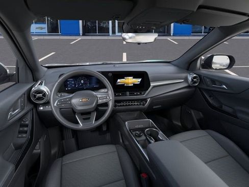 New 2026 Chevrolet Equinox LT w/ Convenience Package II AWD/4WD image 15