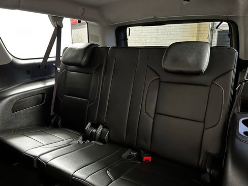 Used 2016 GMC Yukon XL SLT w/ Open Road Package image 27