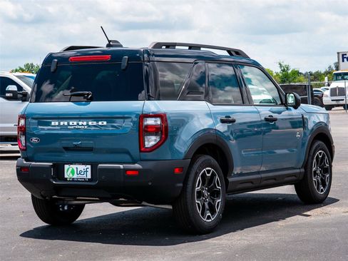 New 2026 Ford Bronco Sport Outer Banks w/ Outer Banks Tech Package+ AWD/4WD image 4