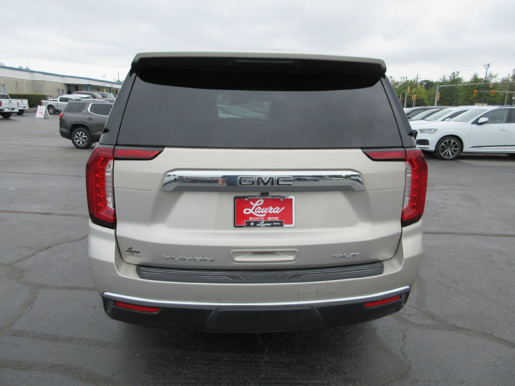 Certified 2024 GMC Yukon XL SLT w/ SLT Luxury Package AWD/4WD image 7