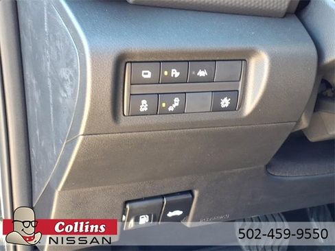 New 2025 Nissan Kicks Play S image 19