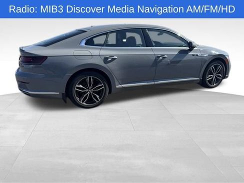 Used 2023 Volkswagen Arteon SE image 3