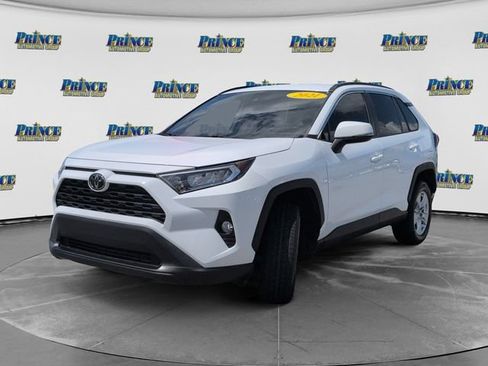 Used 2021 Toyota RAV4 XLE FWD image 13