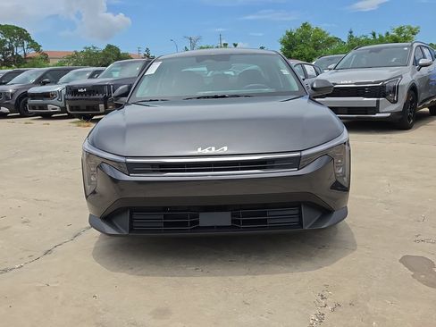 New 2026 Kia K4 FWD image 3