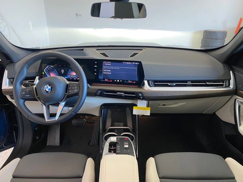 New 2026 BMW X1 xDrive28i w/ Technology Package image 16