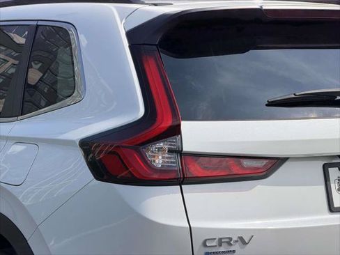 Used 2025 Honda CR-V Sport image 13