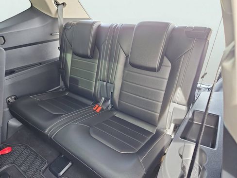 Certified 2024 Volkswagen Atlas SEL AWD/4WD image 38