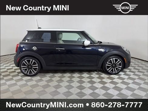 Used 2021 MINI Cooper S image 8