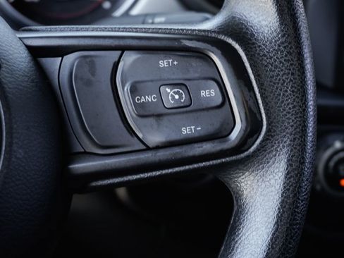 Used 2021 Jeep Wrangler Sport image 28