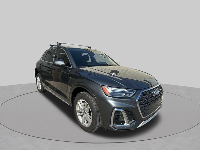 Used 2023 Audi Q5 2.0T Premium w/ Convenience Package AWD/4WD image 9