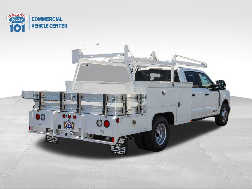 New 2025 Ford F350 XL w/ XL Chrome Package RWD image 4