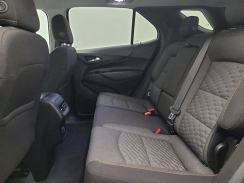 Used 2019 Chevrolet Equinox LT FWD image 18