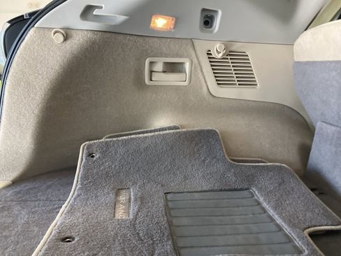 Used 2018 Nissan Murano S image 32