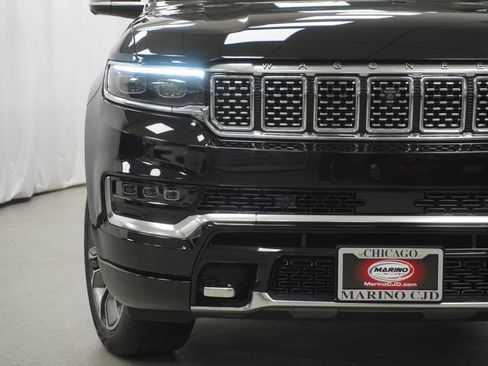 Certified 2024 Jeep Grand Wagoneer Series III w/ Rear-Seat Entertainment Group AWD/4WD image 6