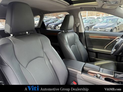 Used 2020 Lexus RX 450hL AWD w/ Premium Package image 31