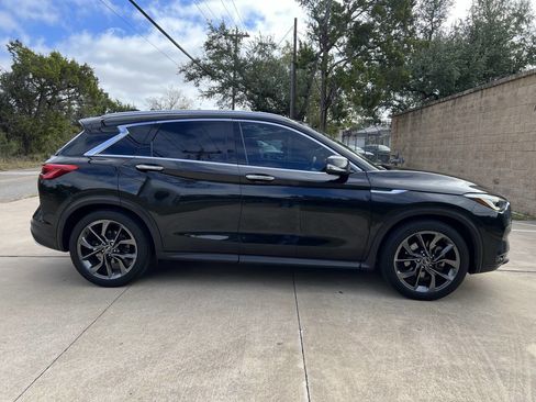 Used 2019 INFINITI QX50 Essential w/ Sensory Package image 13