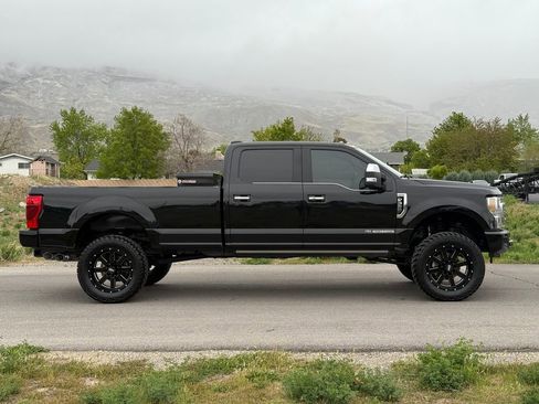 Used 2021 Ford F350 Platinum AWD/4WD image 8