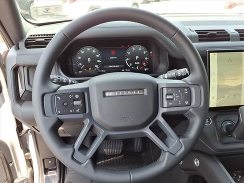 Used 2026 Land Rover Defender 110 S AWD/4WD image 15