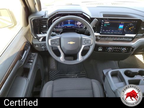 Used 2023 Chevrolet Silverado 1500 LT AWD/4WD image 19