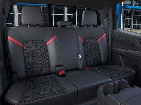 New 2025 Chevrolet Colorado Z71 w/ Technology Package image 17