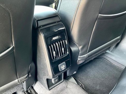 Used 2023 Jeep Compass High Altitude image 33