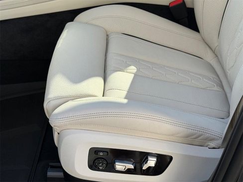 New 2026 BMW X7 xDrive40i w/ Dynamic Handling Package image 17