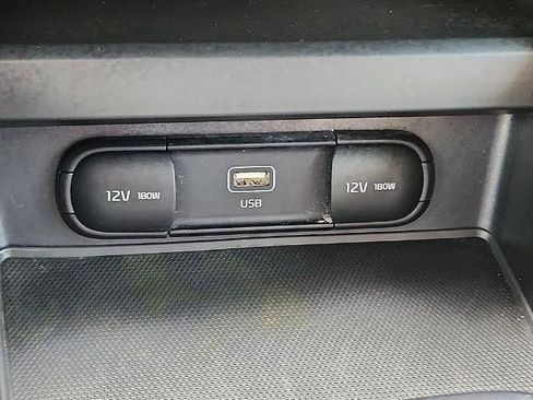 Used 2023 Kia Soul LX FWD image 23