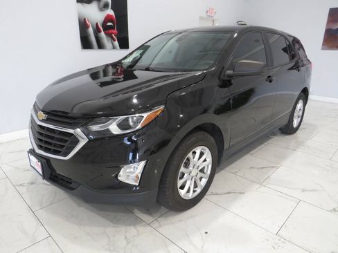 Used 2020 Chevrolet Equinox LS FWD image 7